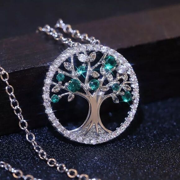 NWT Tree of Life Necklace Silver with Simulated Emerald and Cubic Zirconia - Picture 1 of 4